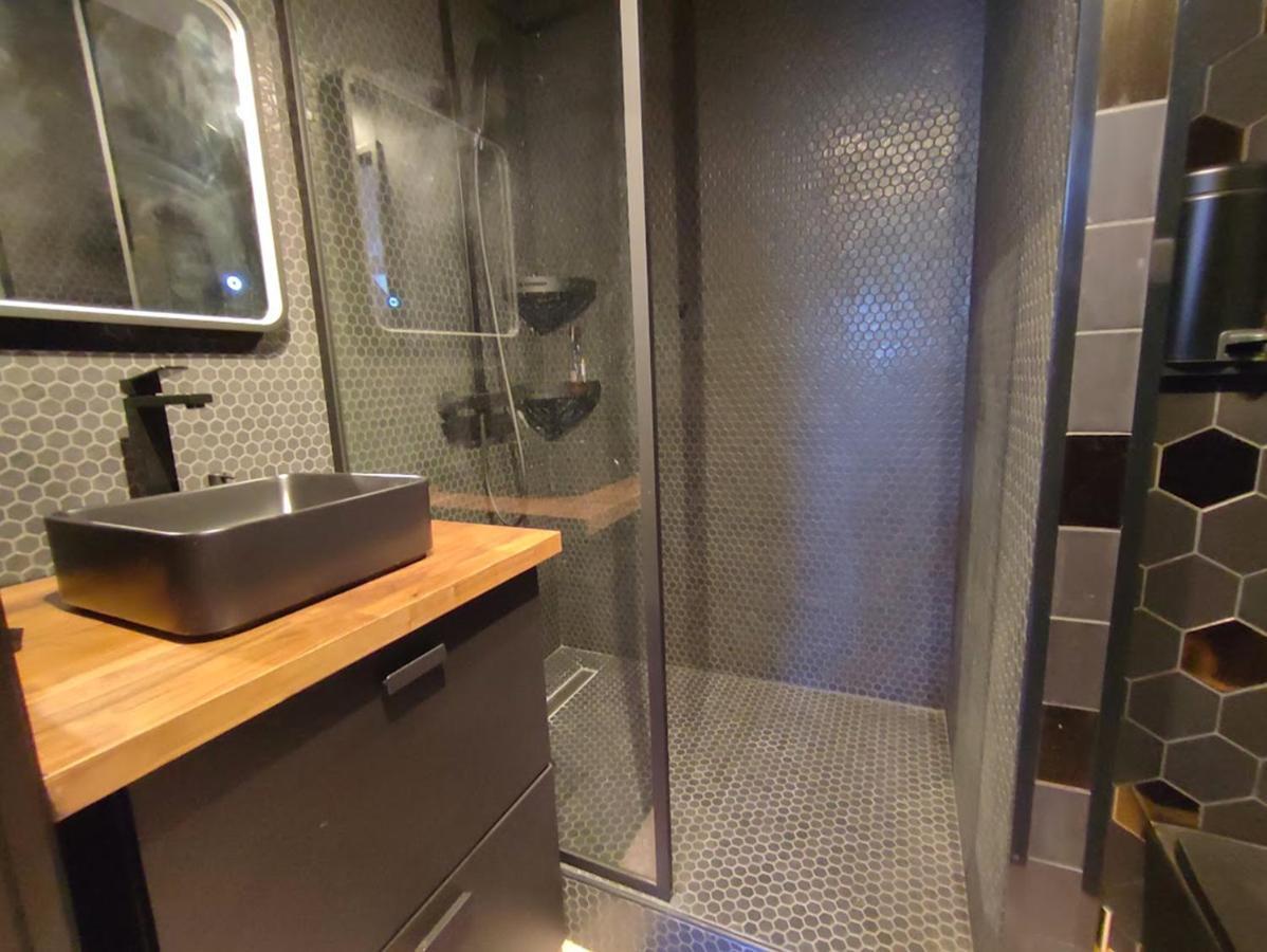 Ferienwohnung Au Cocon De Joy, T3 Duplex, Wifi, 4 Personnes Bagnères-de-Luchon Exterior foto